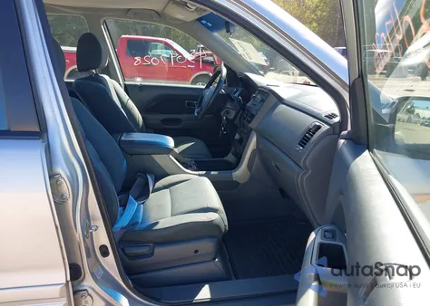 2007 Honda Pilot Lx z USA, uszkodzony, nr VIN 5FNYF18197B025138